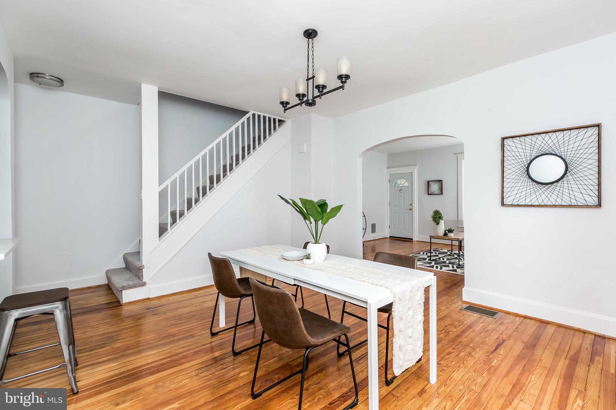 3119 Cedarhurst Road Baltimore, MD 21214 - Photo 6 of 34 Dining Room