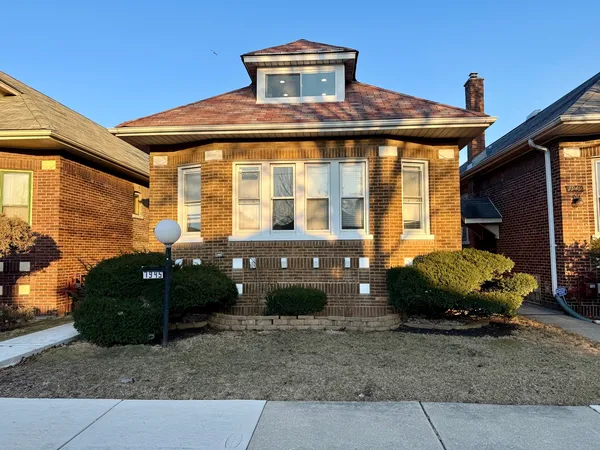 $287,000 | 7945 South Perry Avenue, Chicago, IL 60620