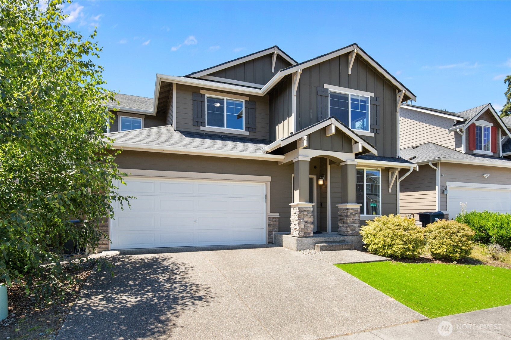 16314 5th Avenue Southeast Bothell, WA 98012 - Photo 2 of 36