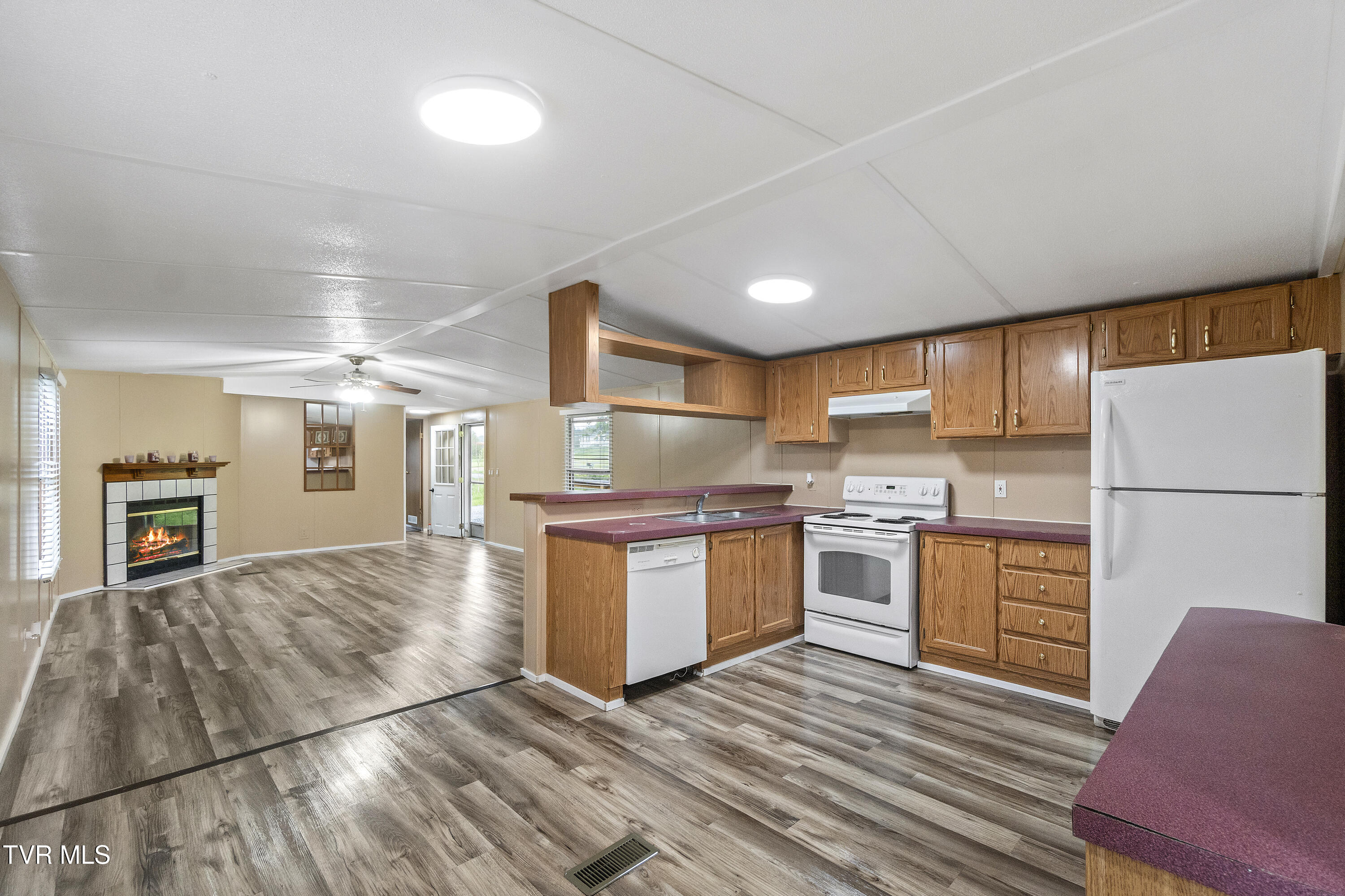 1620 Delta Valley Road Greeneville, TN 37745 - Photo 11 of 46 DSC05415