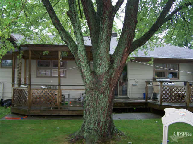 503 Limberlost Trail Decatur, IN 46733 - Photo 3 of 7