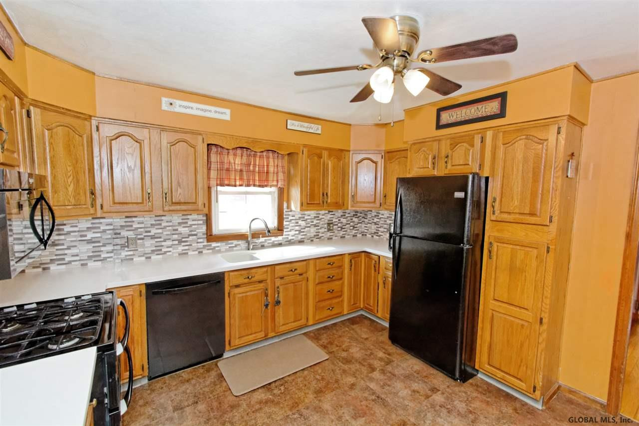 602 Albany Shaker Road Colonie, NY 12211 - Photo 8 of 25 Photo 8