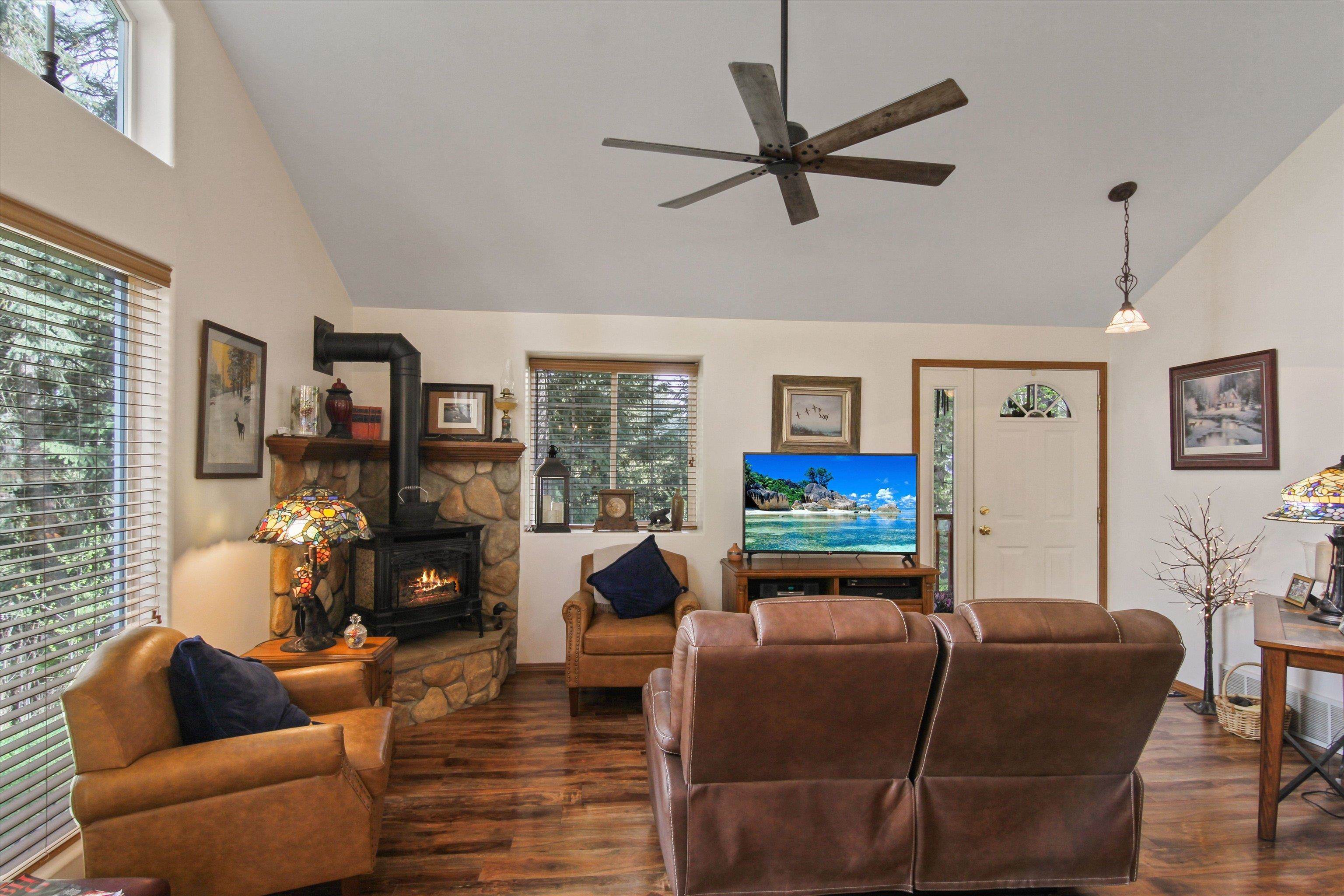 9306 Lake Road Elk, WA 99009 - Photo 9 of 32