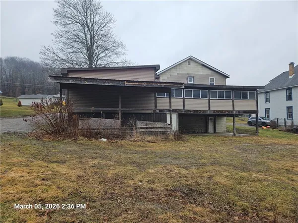 $79,900 | 233 Main Street, Bruin, PA 16022