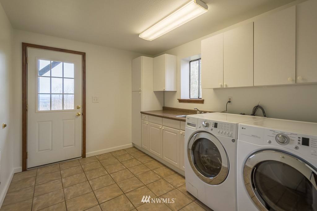 177 Smokey Ridge Road Onalaska, WA 98570 - Photo 12 of 21 Gallery Image 12