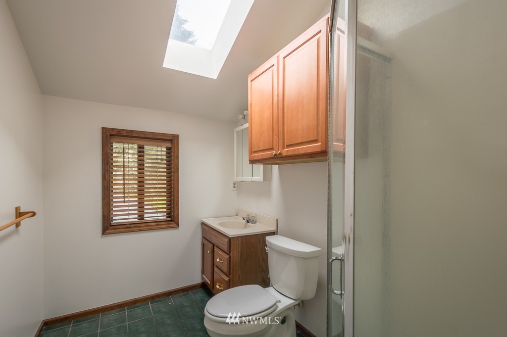 177 Smokey Ridge Road Onalaska, WA 98570 - Photo 5 of 21 Gallery Image 5