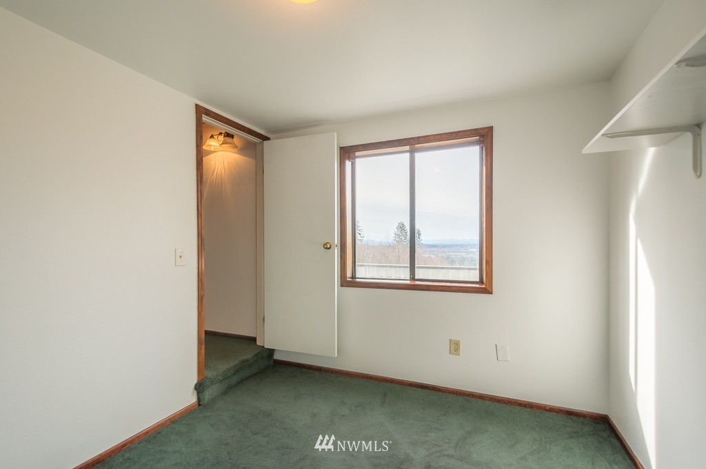 177 Smokey Ridge Road Onalaska, WA 98570 - Photo 6 of 21 Gallery Image 6