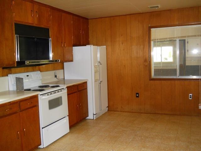 9610 Old Stage Road Central Point, OR 97502 - Photo 9 of 15 Additional Photo