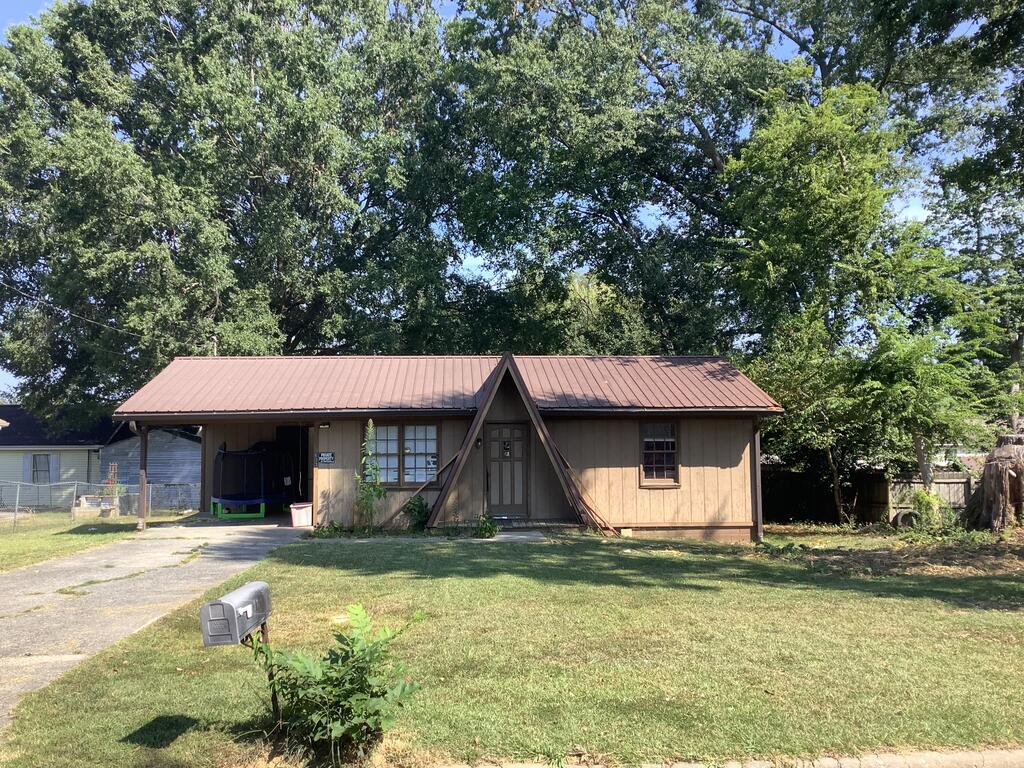 603 Mitchell Street Dalton, GA 30721 - Photo 1 of 1 Main View