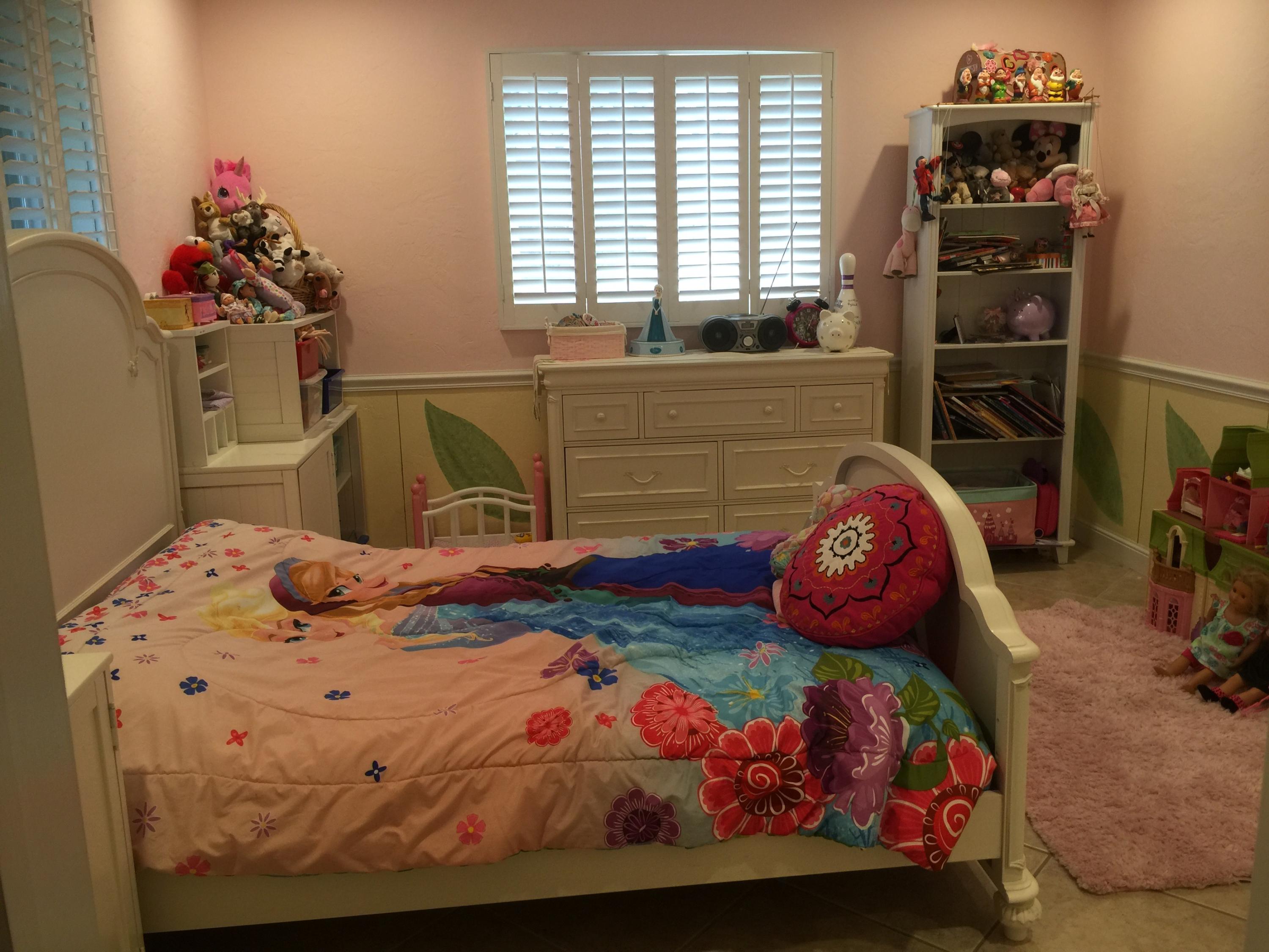 401 Denny Court Boca Raton, FL 33486 - Photo 10 of 16 KIDS ROOM
