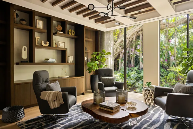 $50,000,000 | 488 South Beach Road, Jupiter Island, FL 33455