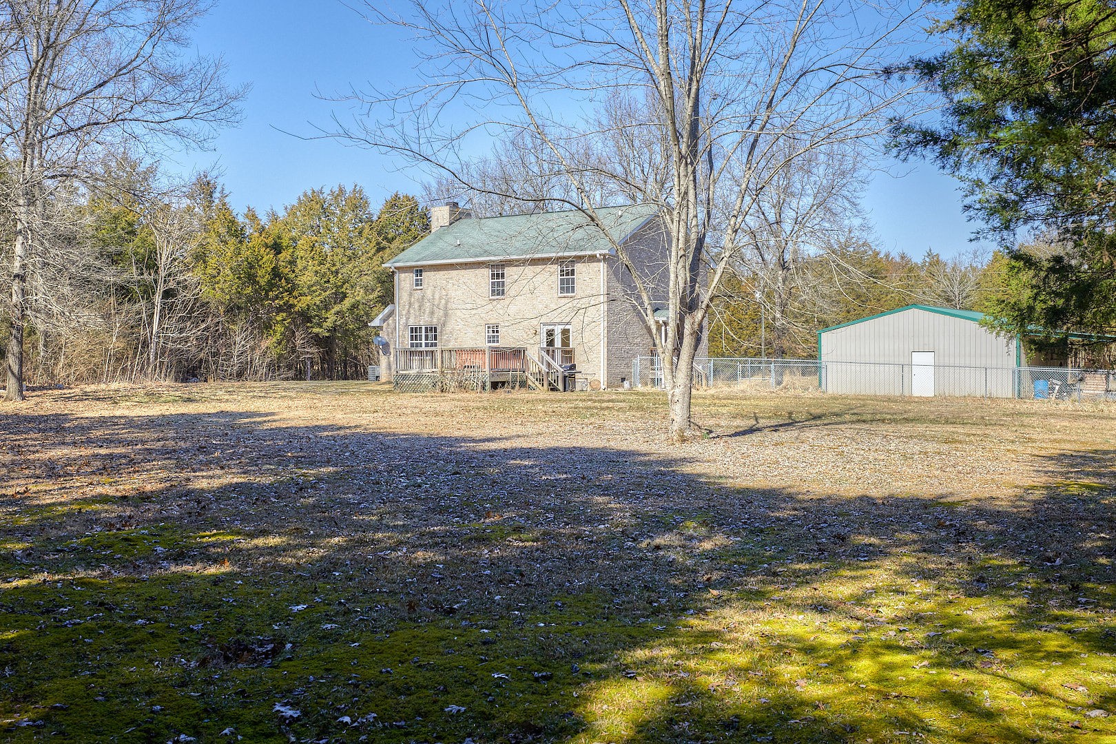 7042 Murfreesboro Road Lebanon, TN 37090 - Photo 35 of 43 a view of yard with tree