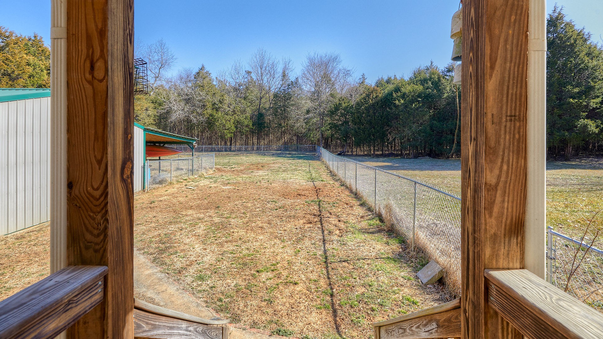 7042 Murfreesboro Road Lebanon, TN 37090 - Photo 39 of 43 a view of balcony and yard