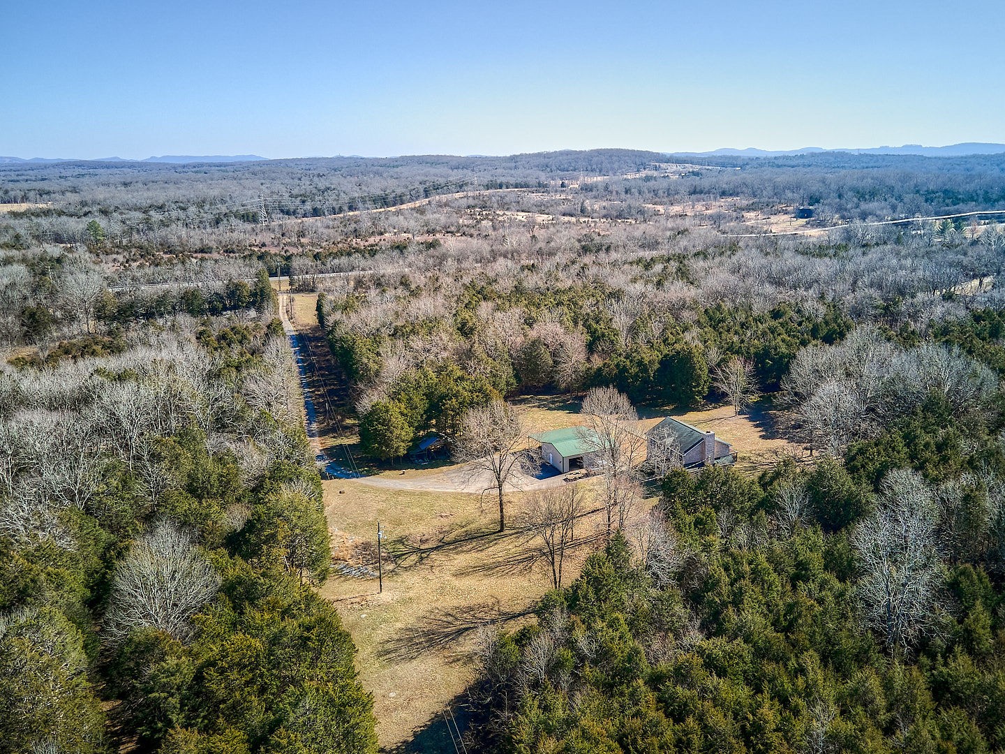 7042 Murfreesboro Road Lebanon, TN 37090 - Photo 42 of 43 a view of a city