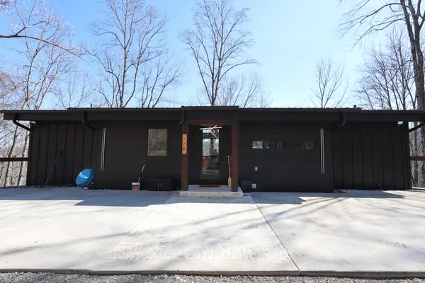 $749,999 | 178 Mullican Drive, Smithville, TN 37166