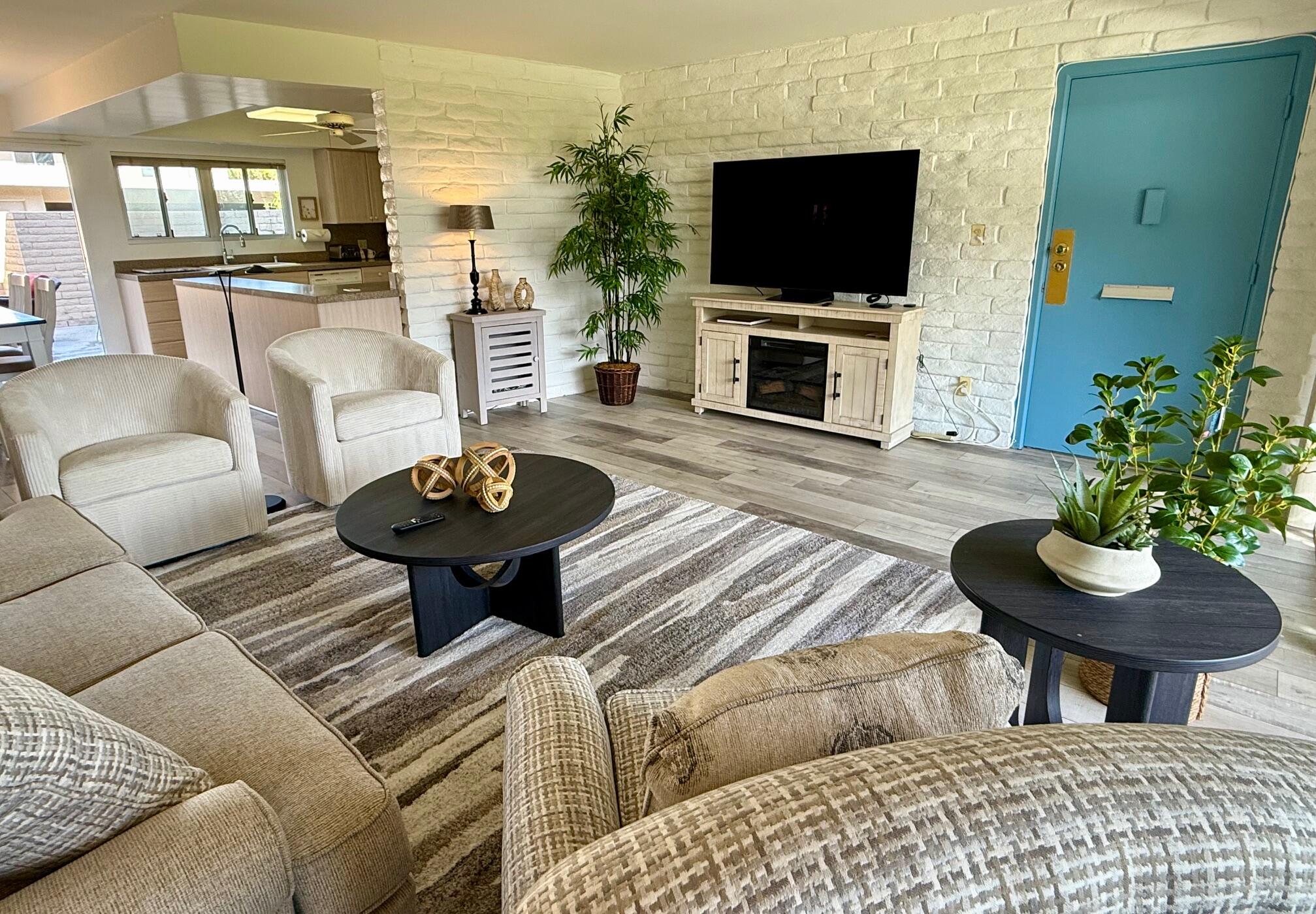 69850 Hwy 111 Rancho Mirage Ca, Unit 13 Rancho Mirage, CA 92270 - Photo 8 of 52 Chic!