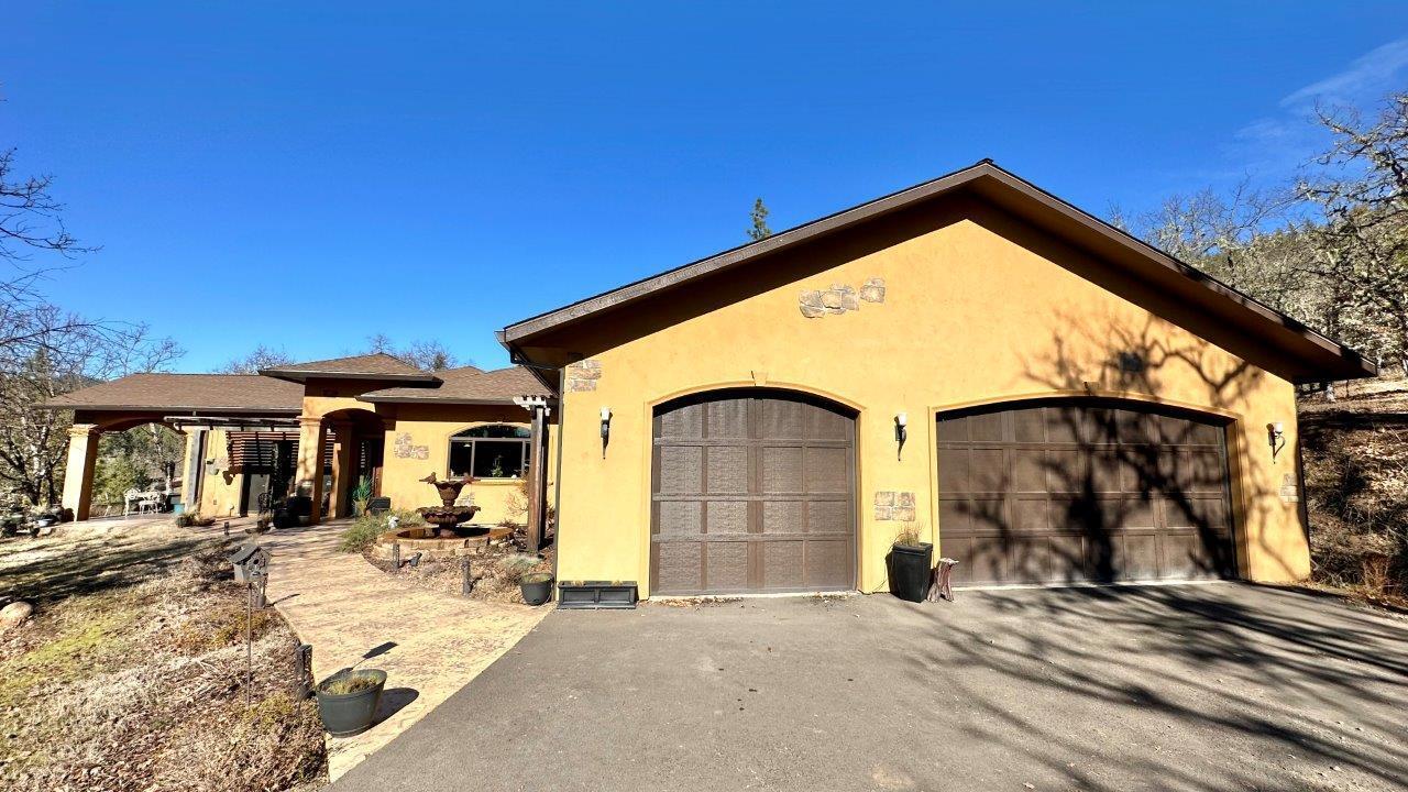 253 Rocky Road Trail, OR 97541 - Photo 64 of 67 Front View