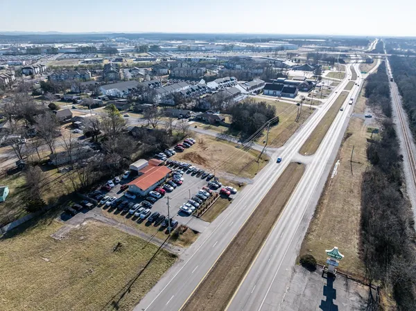 $9,000 | 637 South Lowry Street, Smyrna, TN 37167