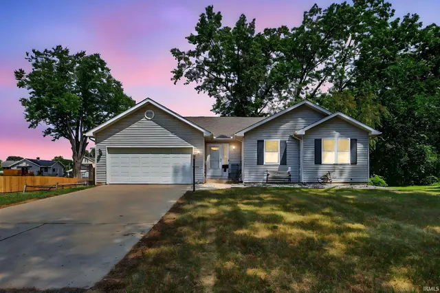 $334,900 | 10449 Charles Street, Osceola, IN 46561