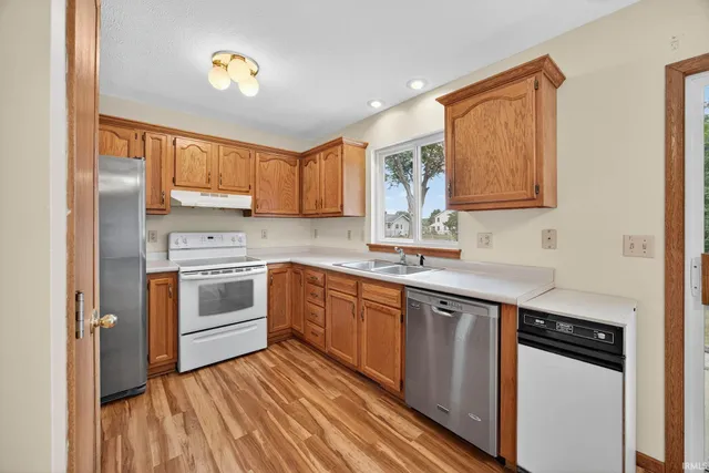 $334,900 | 10449 Charles Street, Osceola, IN 46561