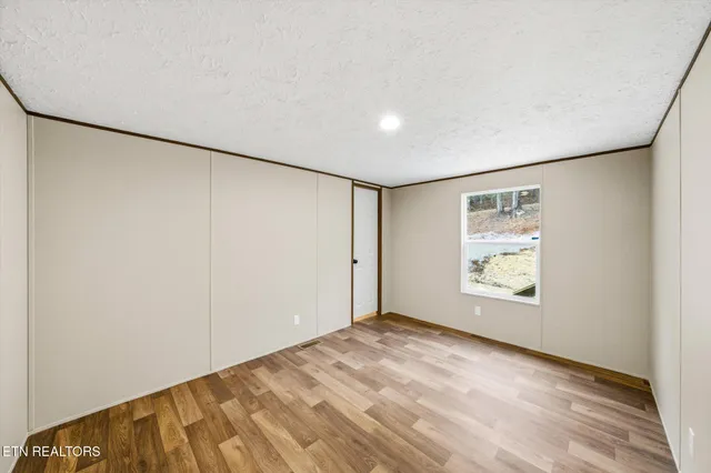 $246,000 | 252 Ledgerwood Lane, Kingston, TN 37763