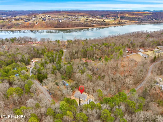 $246,000 | 252 Ledgerwood Lane, Kingston, TN 37763