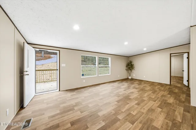 $246,000 | 252 Ledgerwood Lane, Kingston, TN 37763