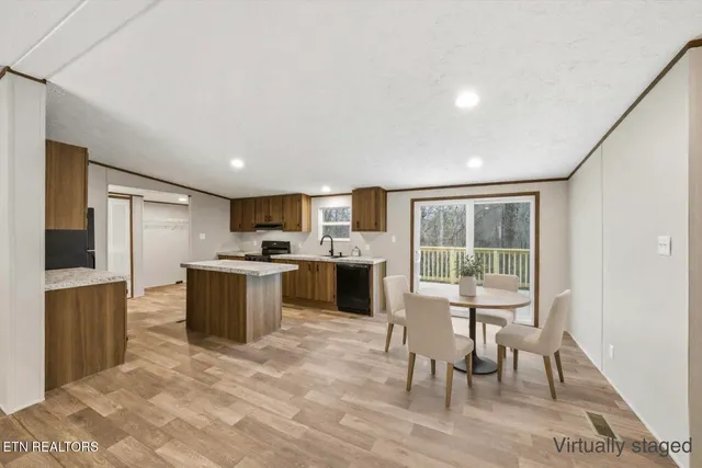 $246,000 | 252 Ledgerwood Lane, Kingston, TN 37763