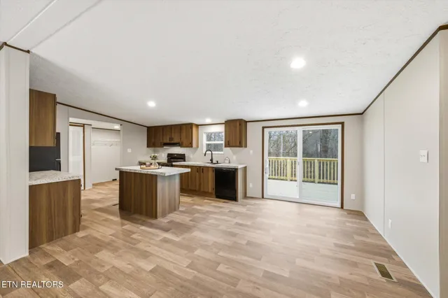 $246,000 | 252 Ledgerwood Lane, Kingston, TN 37763