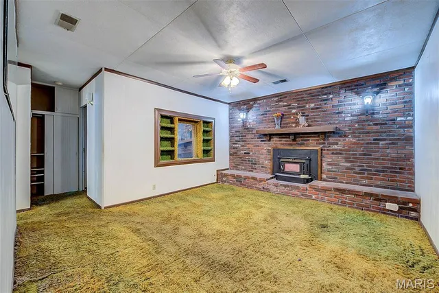 $200,000 | 311 Utz Lane, Hazelwood, MO 63042