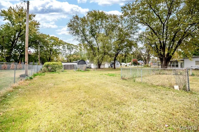 $200,000 | 311 Utz Lane, Hazelwood, MO 63042