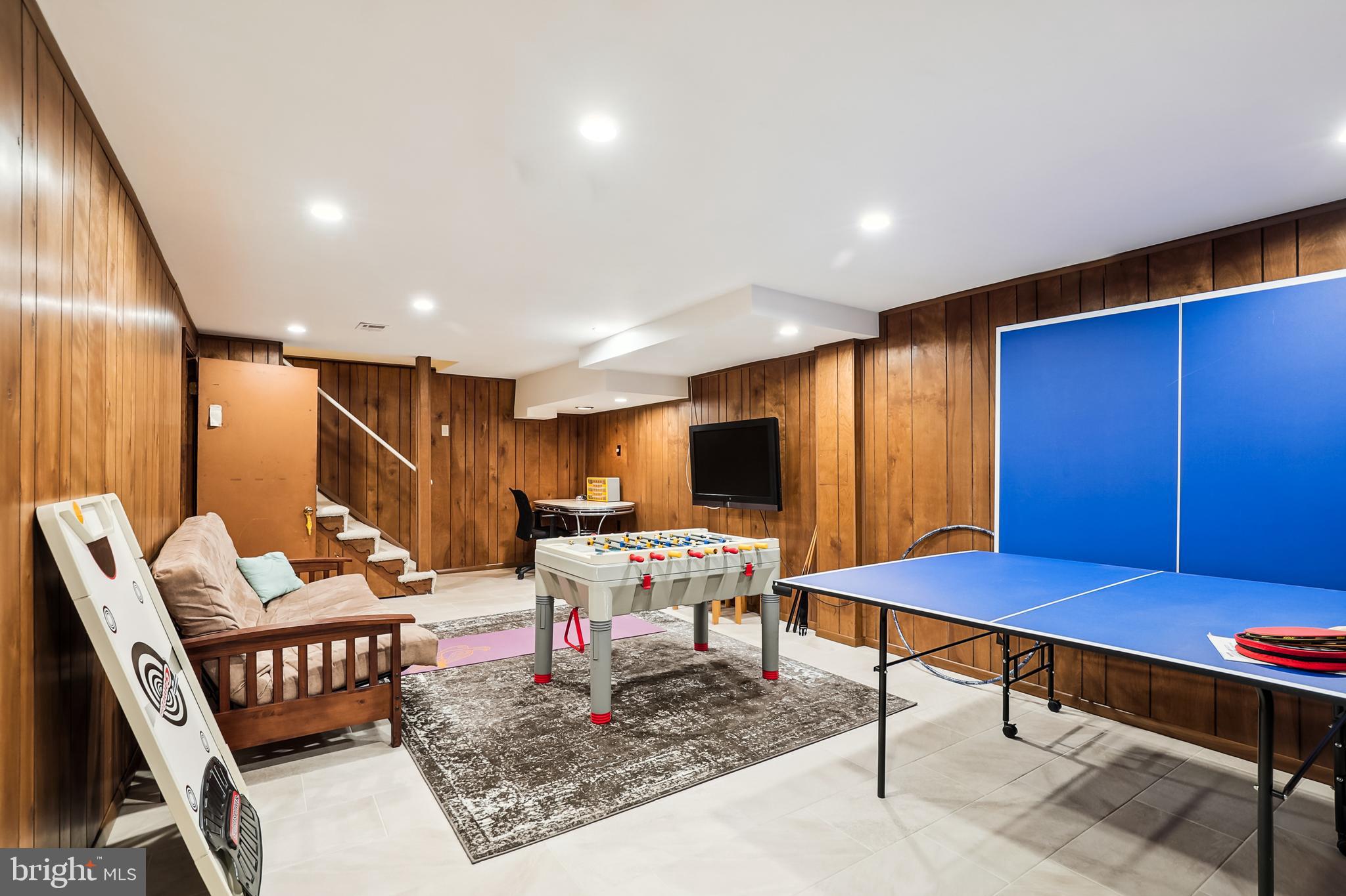 9303 Fernwood Road Bethesda, MD 20817 - Photo 10 of 14 delightful recreacation room