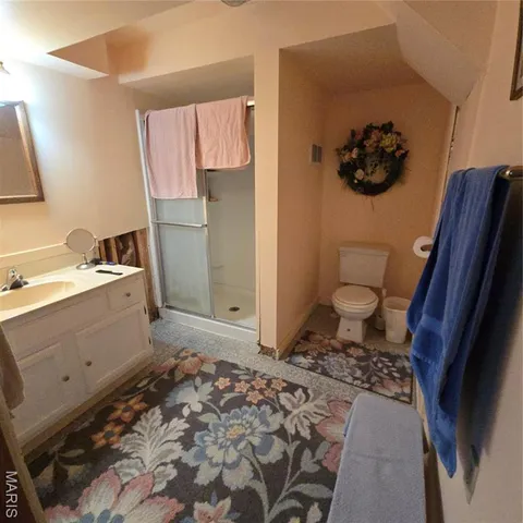 $199,999 | 1833 Opeechee Beach Road, Pacific, MO 63069