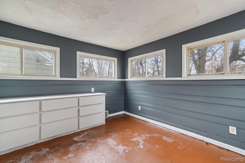 9980 Evergreen Road Detroit, MI 48228 - Photo 11 of 17
