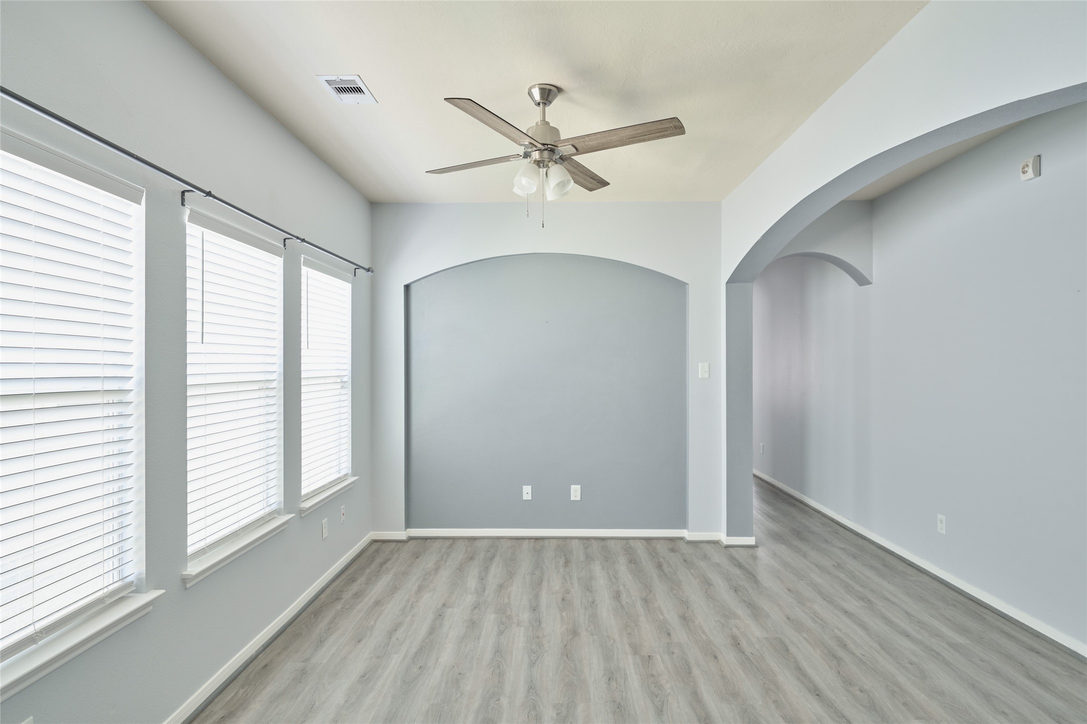 21718 Grassy Hill Lane Spring, TX 77388 - Photo 7 of 34