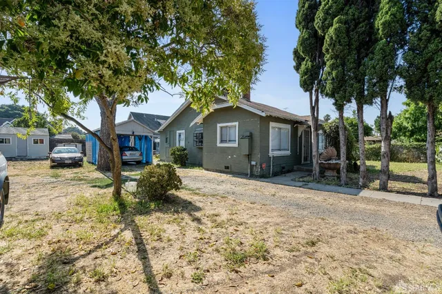 $1,898,888 | 2340 Cooley Avenue, East Palo Alto, CA 94303