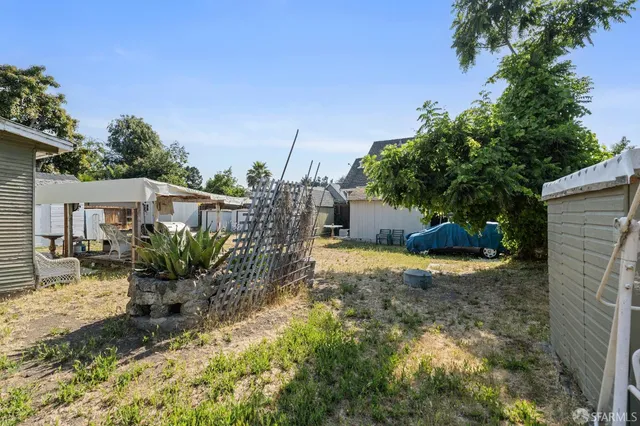 $1,898,888 | 2340 Cooley Avenue, East Palo Alto, CA 94303