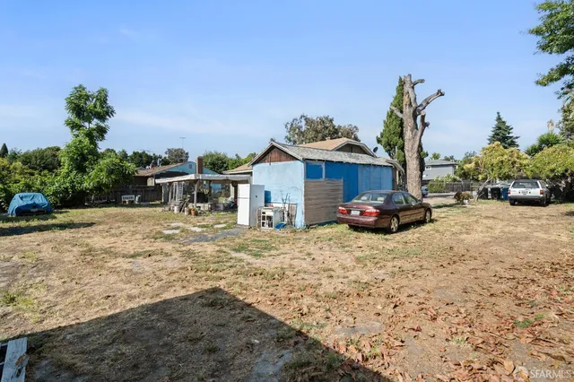$1,898,888 | 2340 Cooley Avenue, East Palo Alto, CA 94303