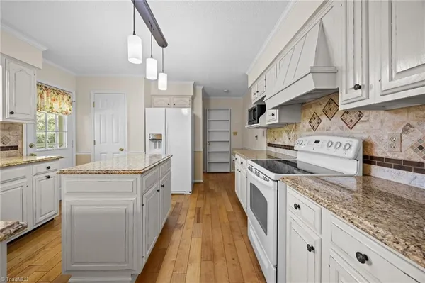 $404,900 | 105 Quakerwood Drive, Archdale, NC 27263