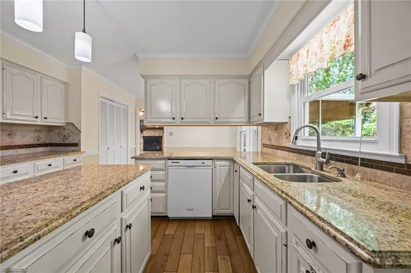 $404,900 | 105 Quakerwood Drive, Archdale, NC 27263