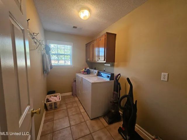 $299,000 | 1495 Holly Springs Road, Hernando, MS 38632