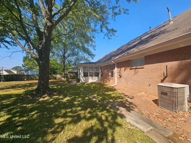 $299,000 | 1495 Holly Springs Road, Hernando, MS 38632