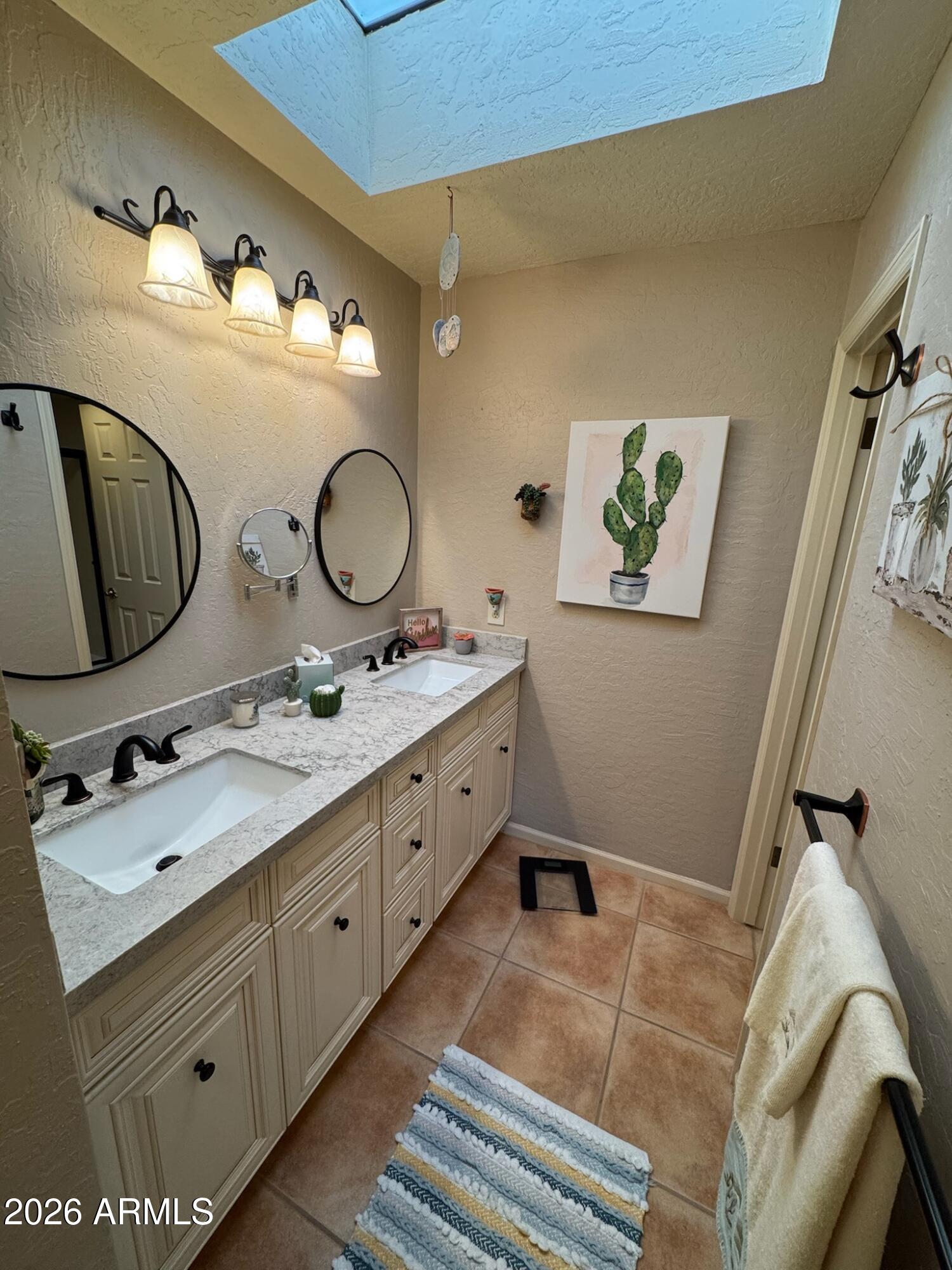 6123 South Kings Ranch Road Gold Canyon, AZ 85118 - Photo 12 of 42 upgraded vanity