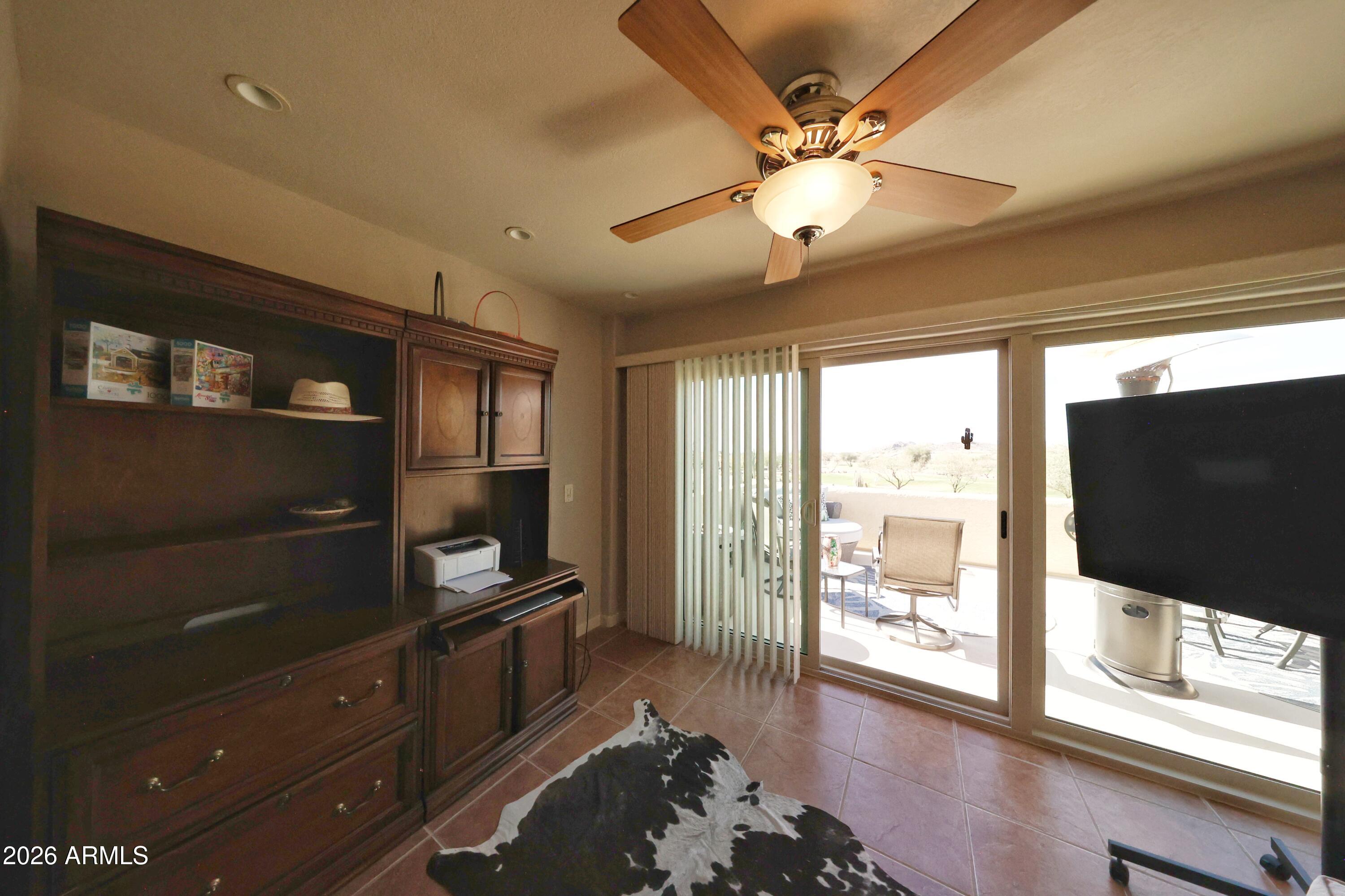 6123 South Kings Ranch Road Gold Canyon, AZ 85118 - Photo 16 of 34 Master bedroom sitting room