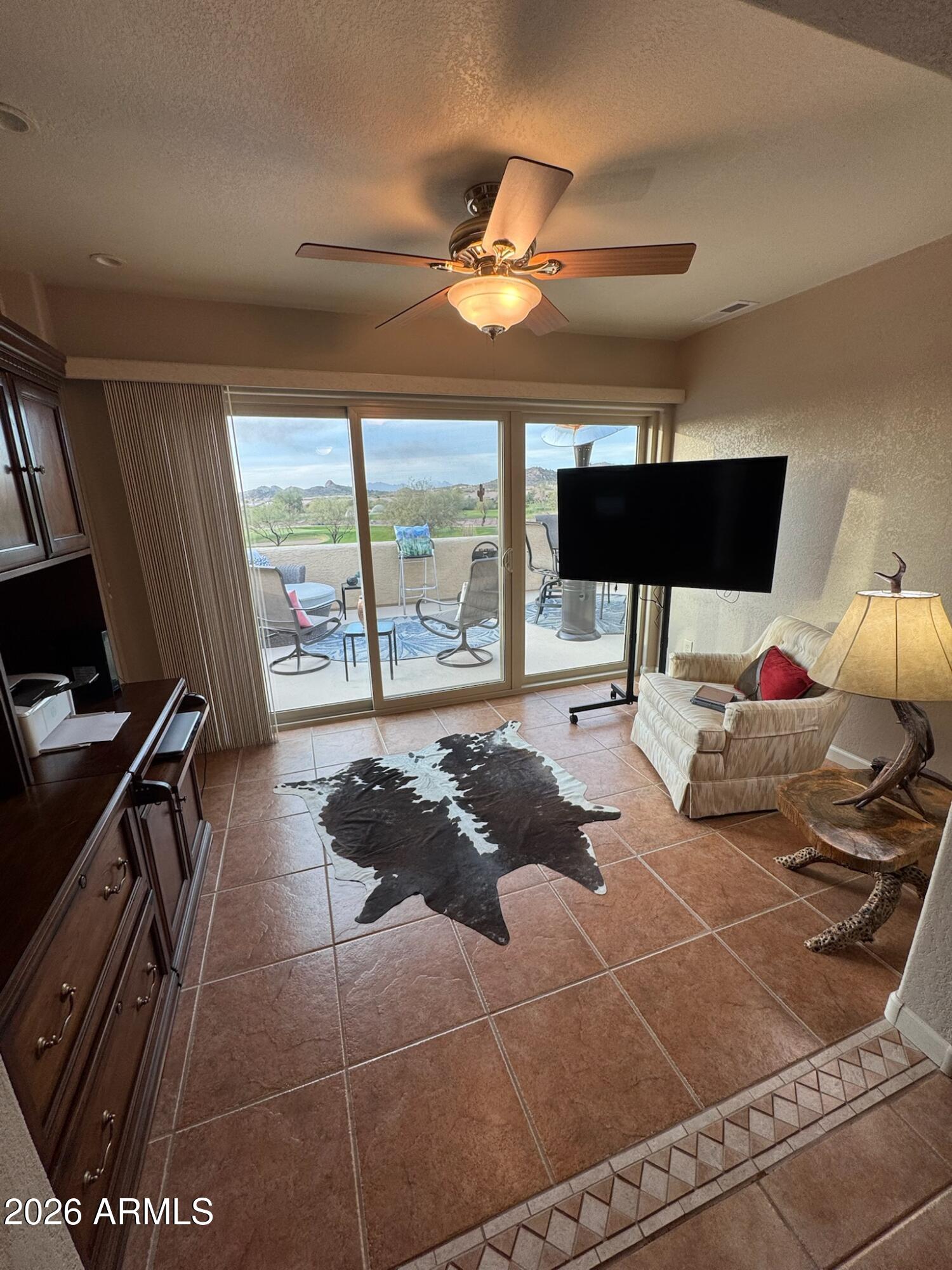 6123 South Kings Ranch Road Gold Canyon, AZ 85118 - Photo 17 of 42 Master bedroom sitting room