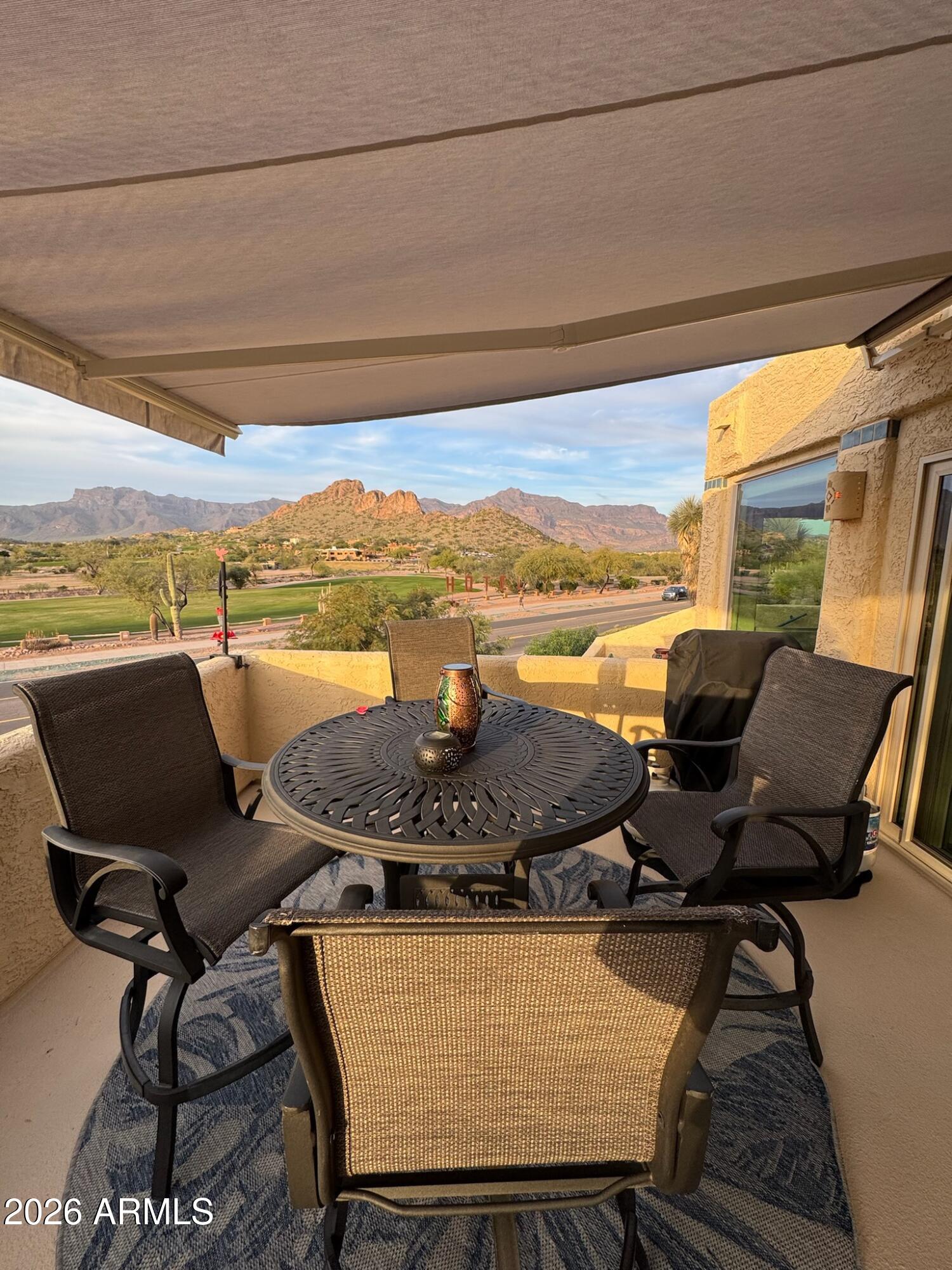 6123 South Kings Ranch Road Gold Canyon, AZ 85118 - Photo 25 of 42 patio looking North