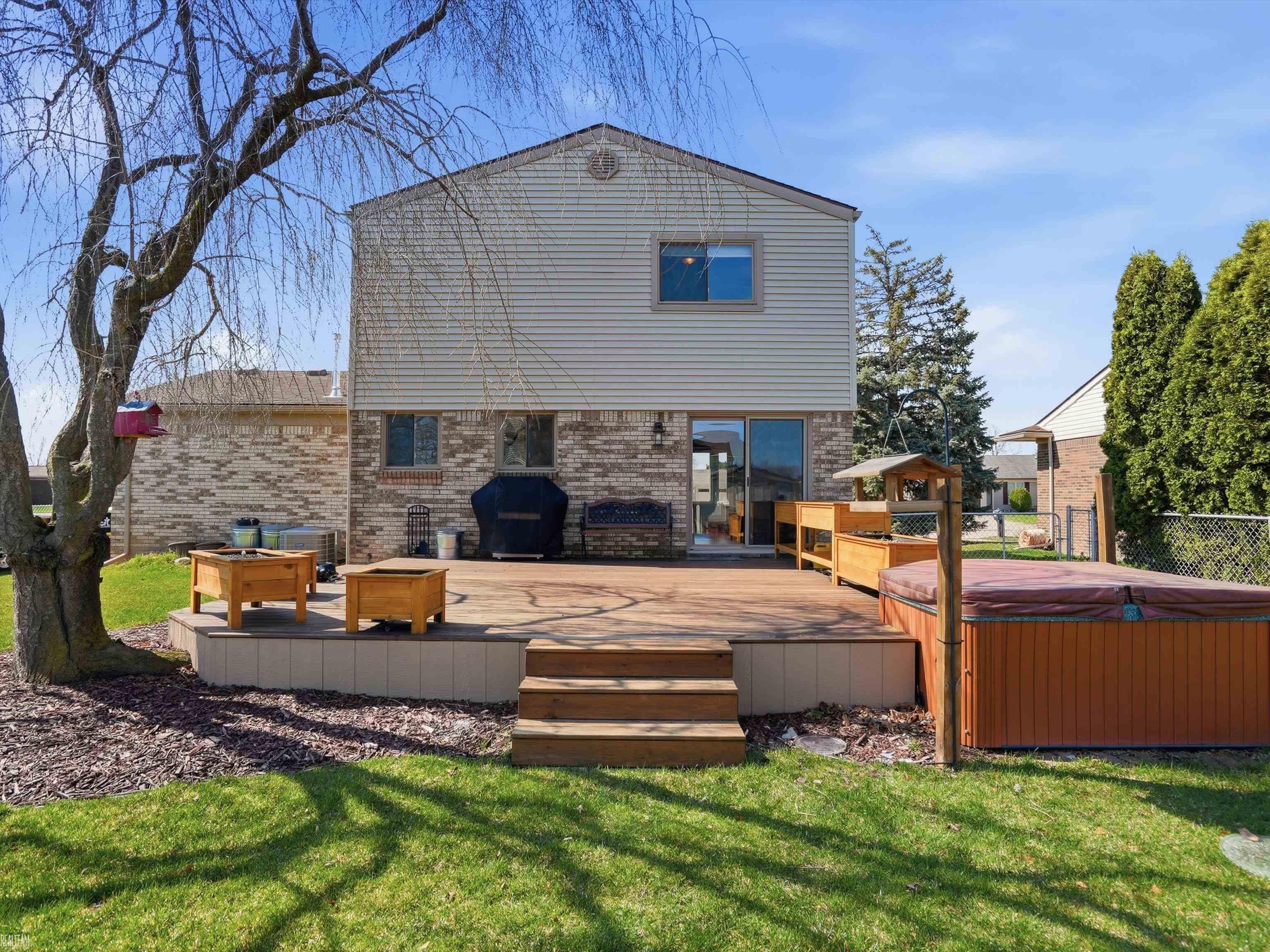 45284 Spagnuolo Road Macomb, MI 48044 - Photo 20 of 22