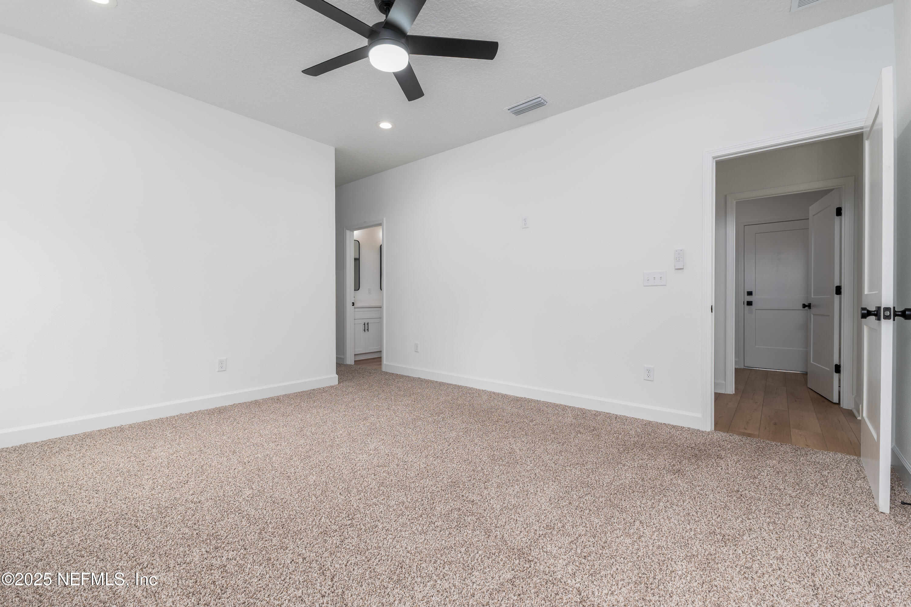 1237 Surrey Glen Road Middleburg, FL 32068 - Photo 12 of 24 1237SurreyGlenRdMiddleburgFL-22
