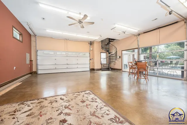 $799,950 | 412 North Elm Street, Perry, KS 66073