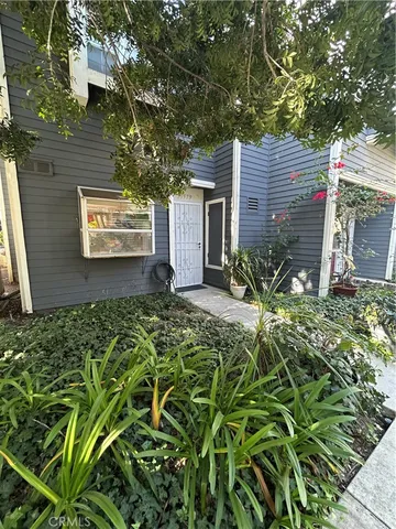 $405,000 | 25579 Pine Creek Lane, Wilmington, CA 90744